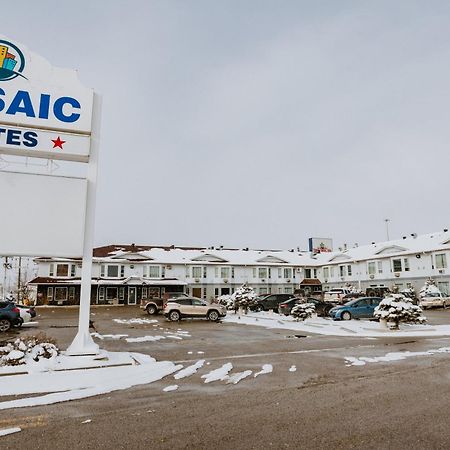 Western Budget Plus Mosaic Suites Penhold Buitenkant foto